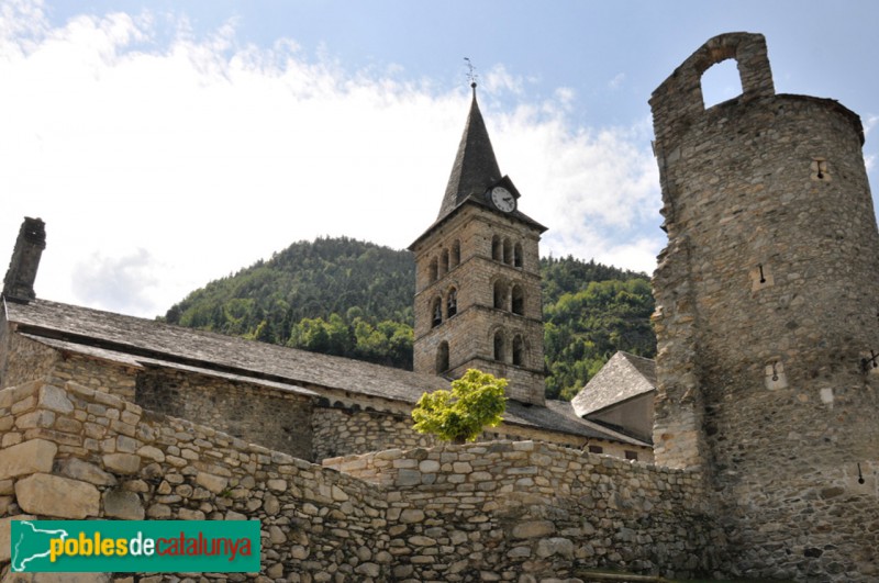 Arties - Castell i església