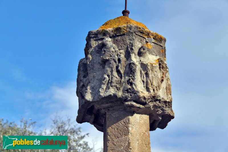 Castelldefels - Creu de terme de Can Vinyes
