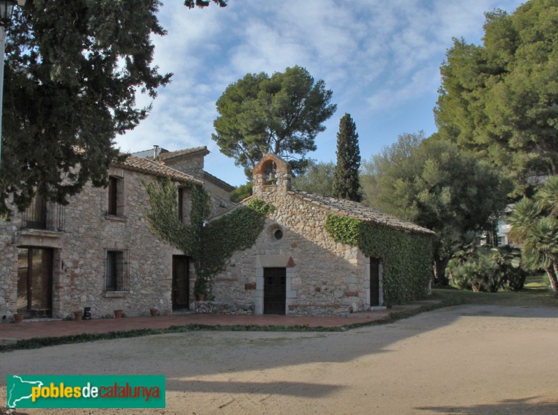 Castelldefels - Can Vinyes i capella de Sant Salvador