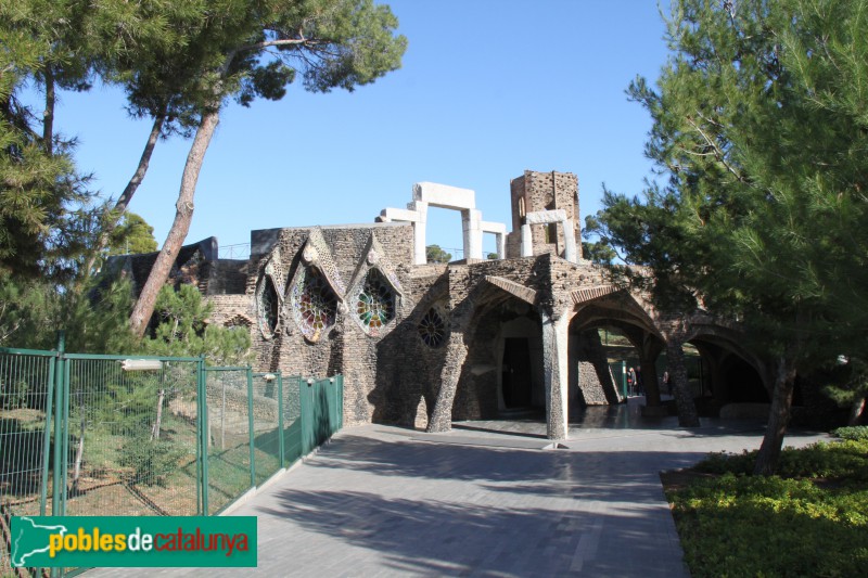 Santa Coloma de Cervelló - Cripta de la Colònia Güell