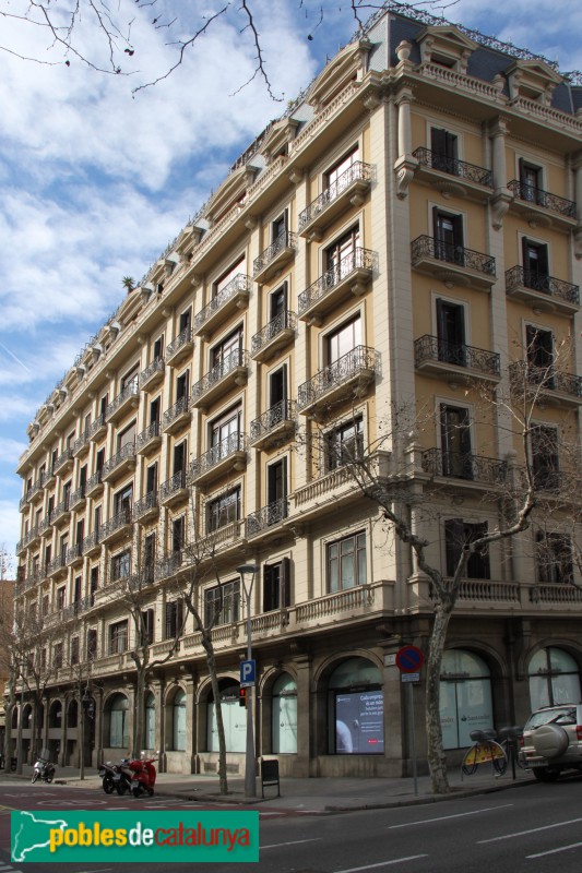 Barcelona - Diagonal, 431-439. Façana Londres, 109-111