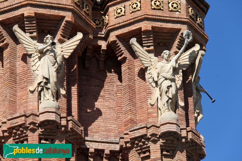 Barcelona - Arc de Triomf. Les Fames