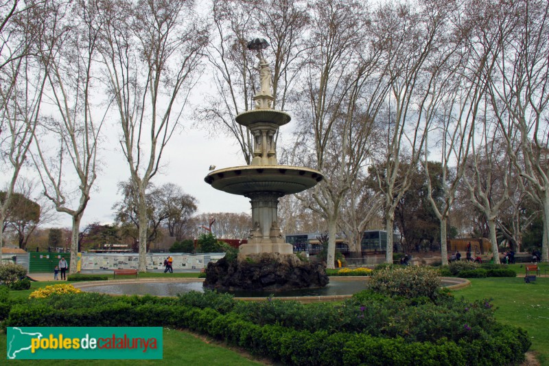Barcelona - Parc de la Ciutadella - Dama del Paraigua