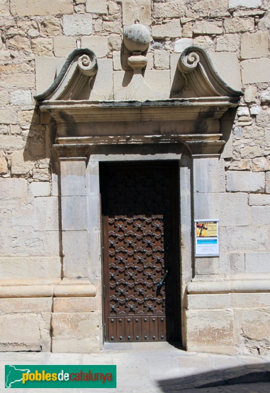 Tàrrega - Església de Santa Maria, porta lateral