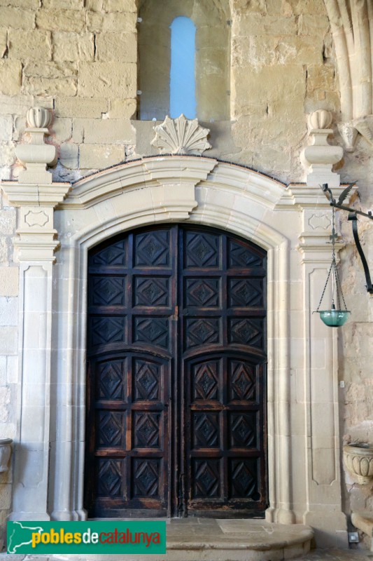 Vallbona de les Monges - Claustre del monestir, porta de l'església