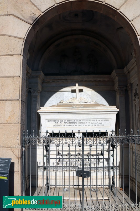 Cementiri del Poblenou - Arc-capella Serra-Clarós