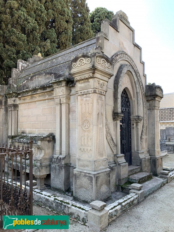 Cementiri dels Caputxins - Panteó Carrau Trias