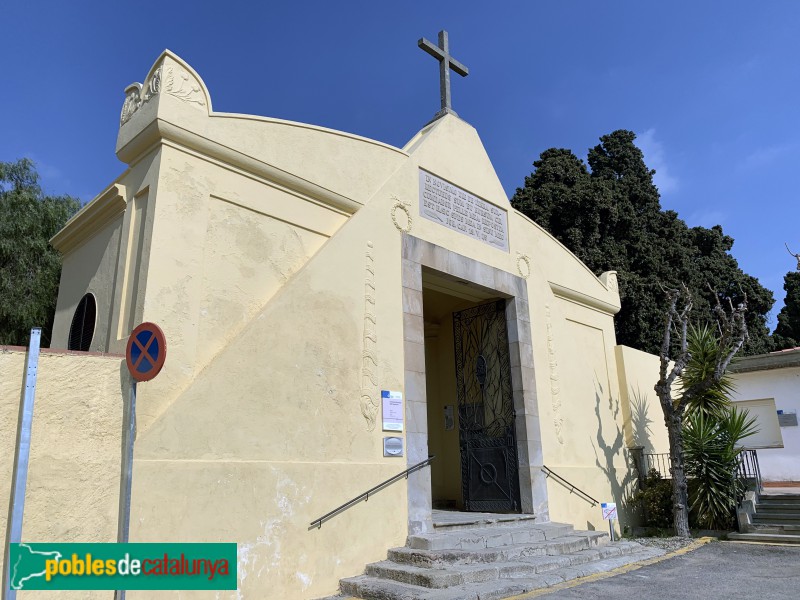 Mataró - Cementiri dels Caputxins, porta principal