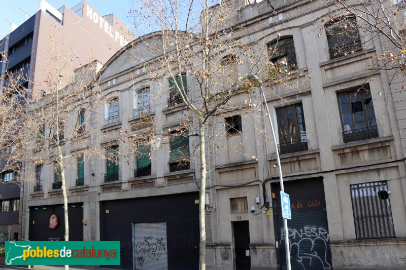 Barcelona - Olis Pallarès, façana carrer Pallars