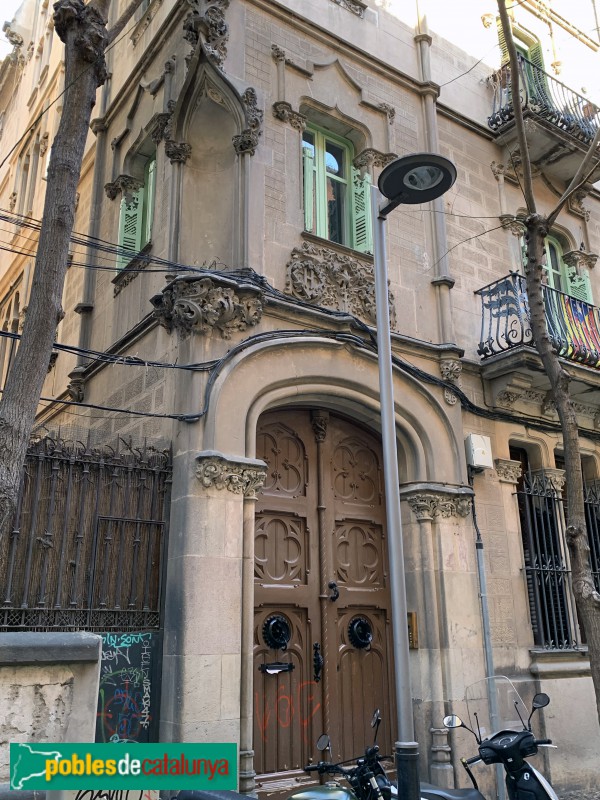 Barcelona - Casa Henriette Cros (Dalmau, 11)