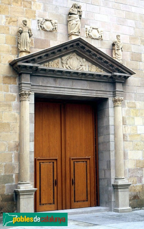 Martorell - Porta de l'església de Santa Maria