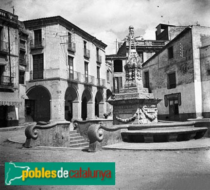 Olesa de Montserrat - Plaça de les Fonts
