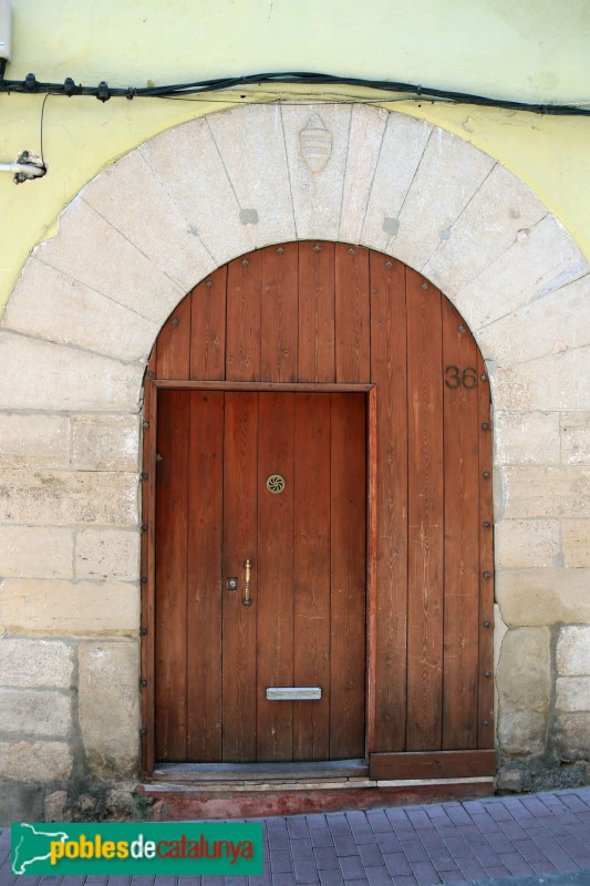 Olesa de Montserrat - Portal de la casa Ramon de Vilaragut