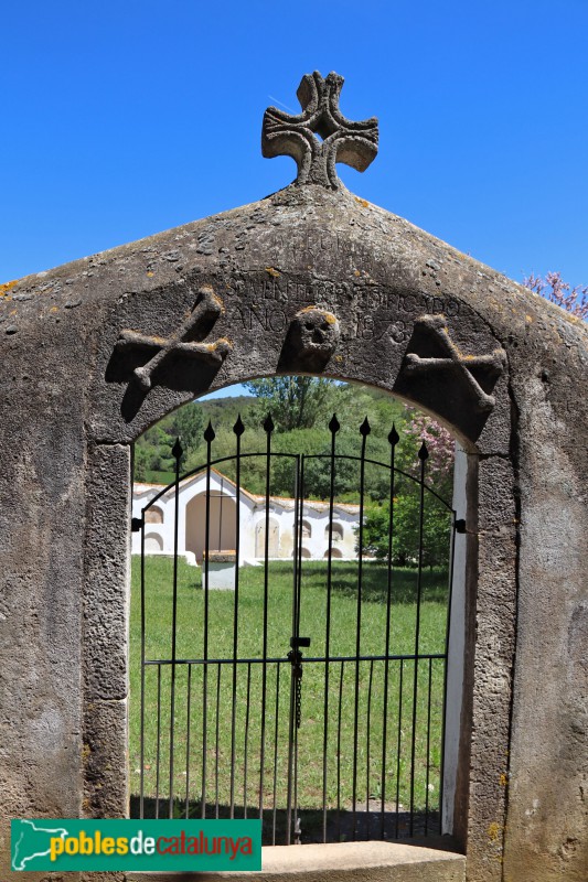 Querol - Església de Valldossera. Cementiri