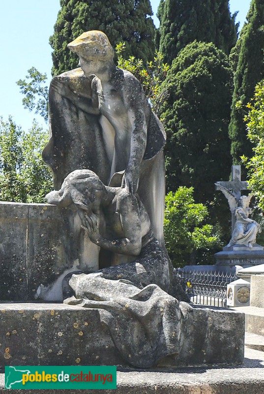 Sitges - Cementiri. Sepulcre Robert Camps
