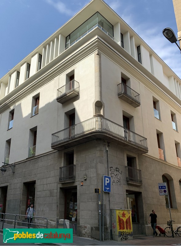 Barcelona - Casa del Baró de la Barre (Gran de Gràcia, 190-192)