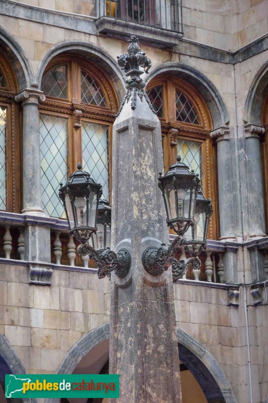 Barcelona - Antic Convent de la Mercè: claustre