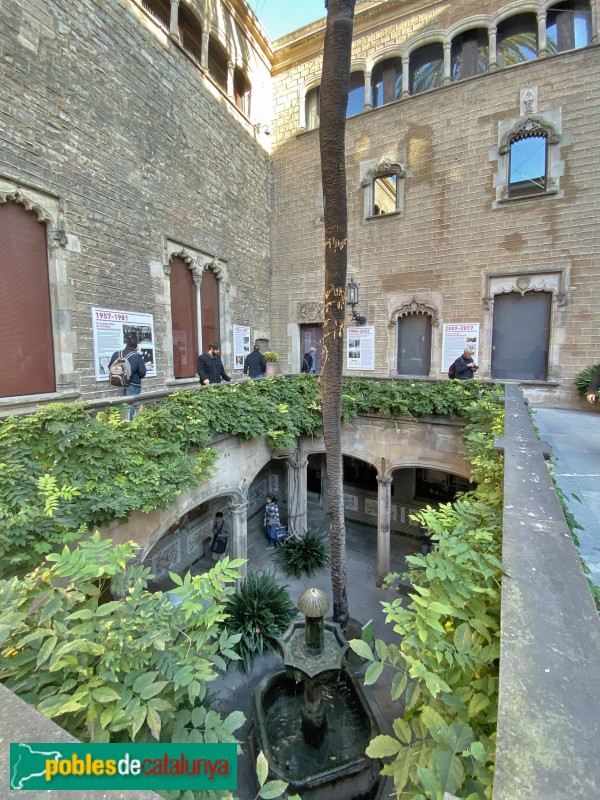 Barcelona - Casa de l'Ardiaca, claustre