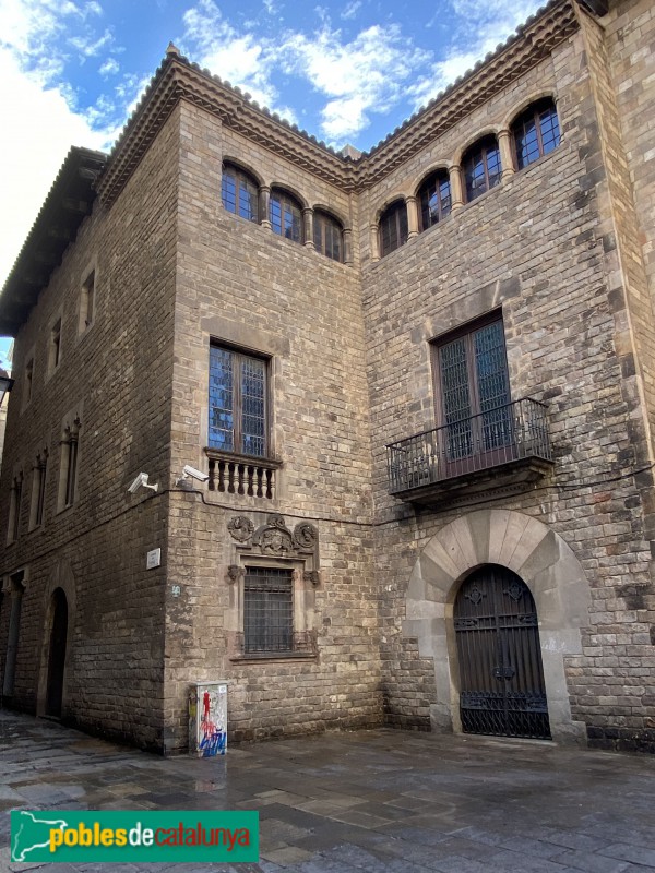 Barcelona - Casa dels Canonges del carrer Paradís