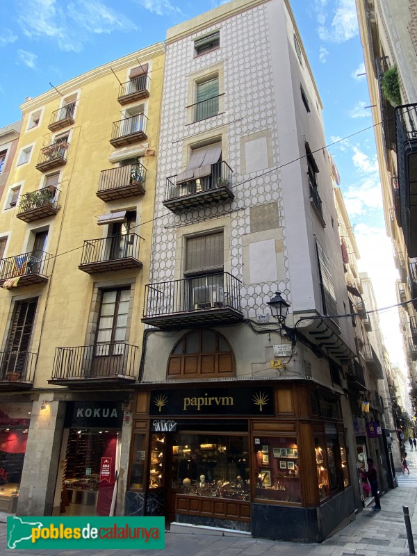 Barcelona - Baixada de la Llibreteria, 2