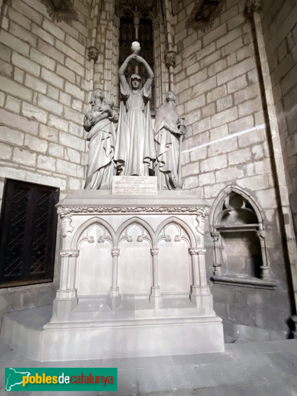 Barcelona - Catedral. Sepulcre de la família Girona