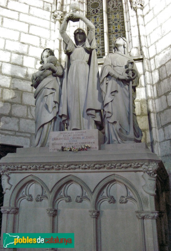 Barcelona - Catedral. Sepulcre de la família Girona