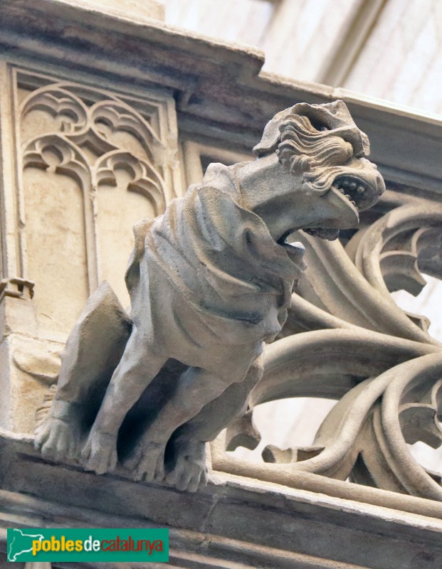 Barcelona - Palau de la Generalitat. Façana gòtica del carrer del Bisbe