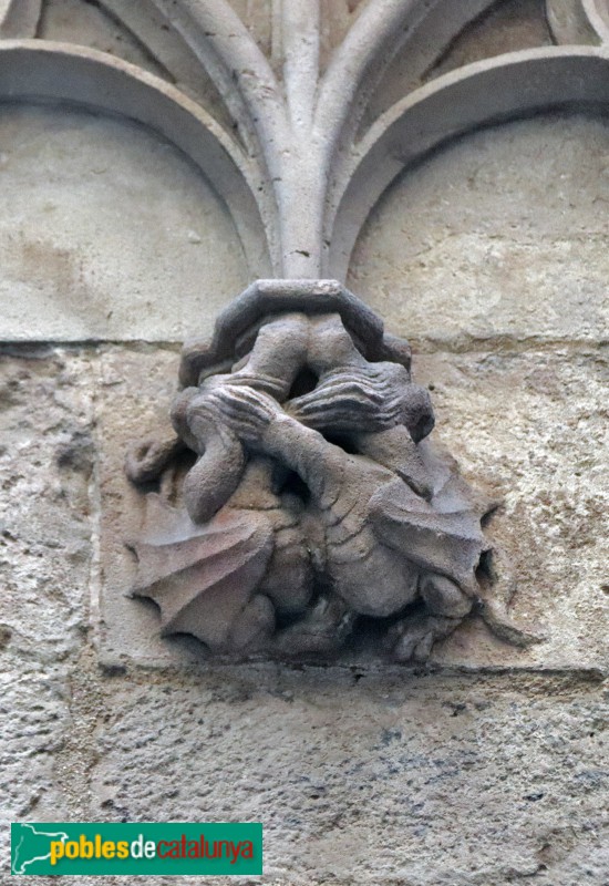 Barcelona - Palau de la Generalitat. Façana gòtica del carrer del Bisbe