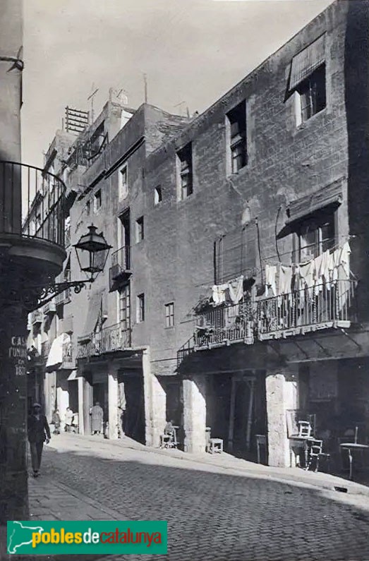 Barcelona - Porxos del carrer Portal Nou, postal antiga