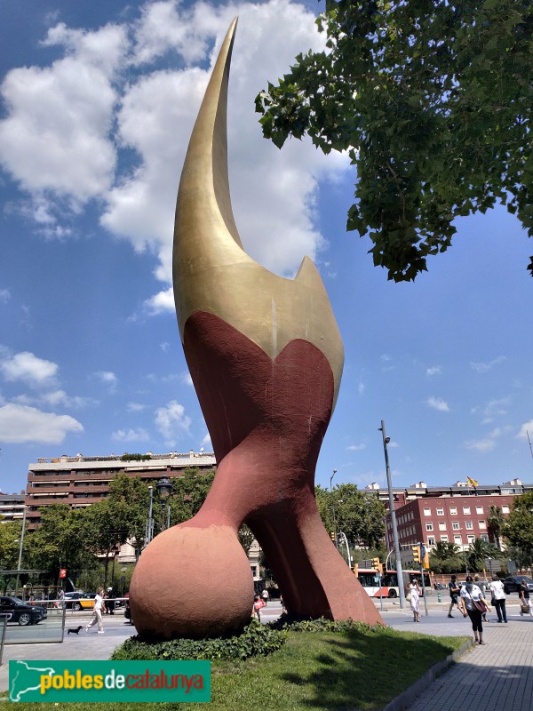 Barcelona - Escultura <i>Terra i foc</i>