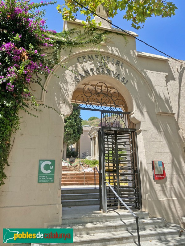 Barcelona - Cementiri de Sant Gervasi. Porta d'entrada al recinte