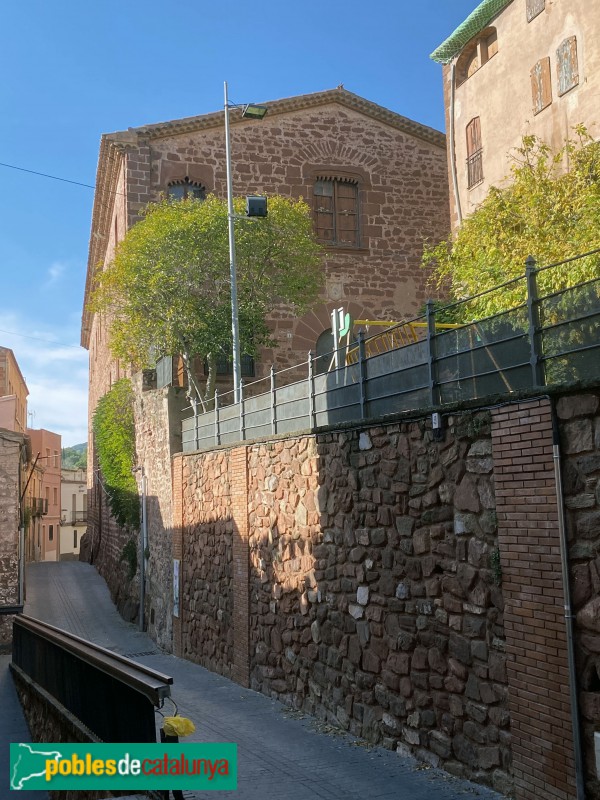 Corbera de Llobregat - Casal de Santa Magdalena o dels Barons (el Castell)