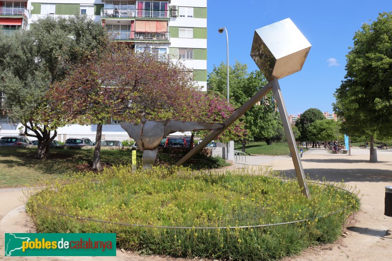 L'Hospitalet de Llobregat - Escultura Conseqüència d'equilibris