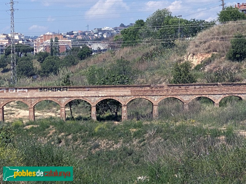 Esplugues de Llobregat - Aqüeducte del torrent de Can Clota