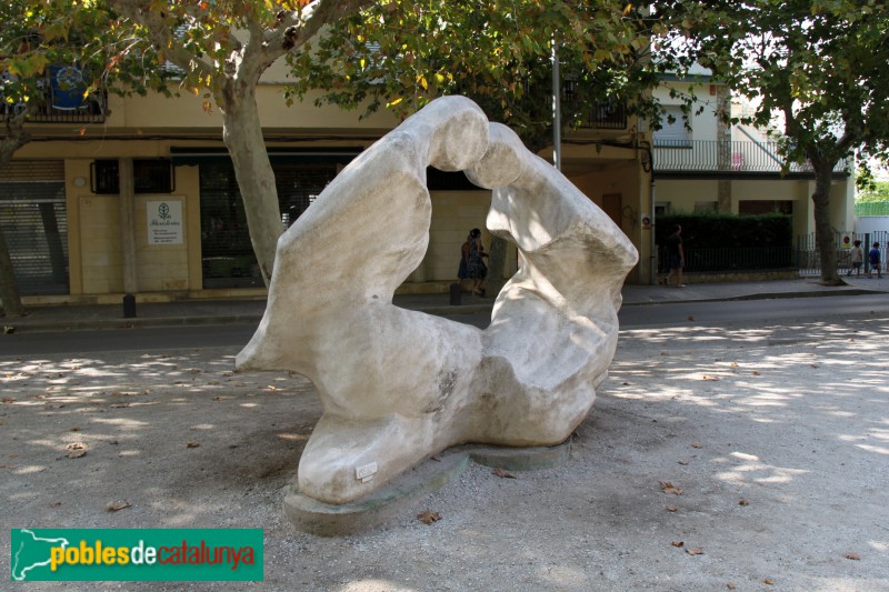 Llançà - Escultura <i>Home i Dona</i>