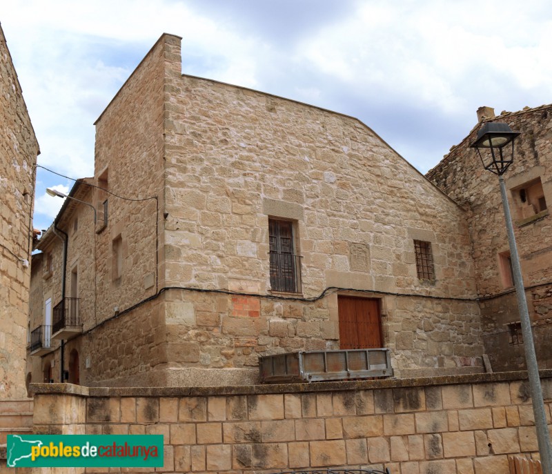 Castelldans - Porta amb l'escut d'Escaladei