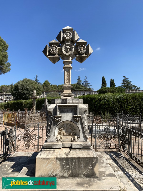 Sabadell - Cementiri. Sepulcre Jaume Molins