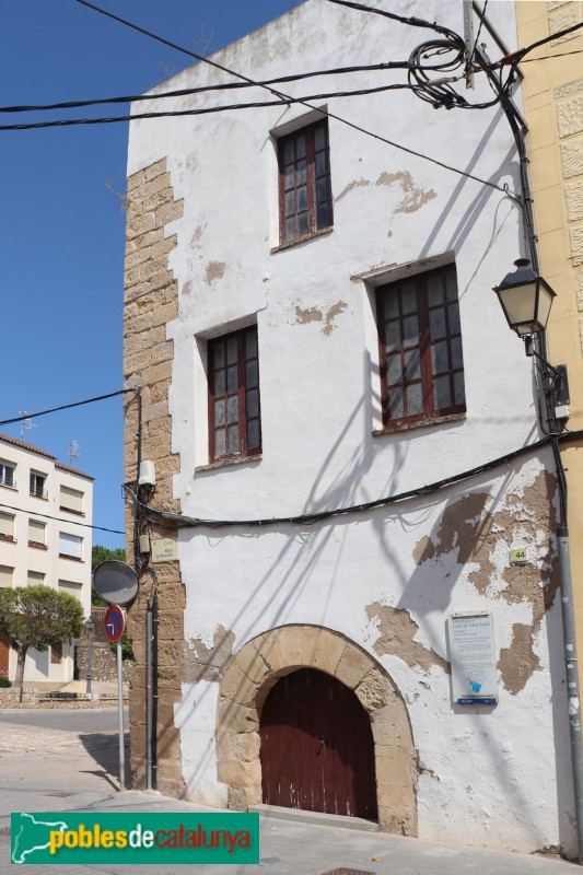 Tortosa - Casa de Sant Jordi