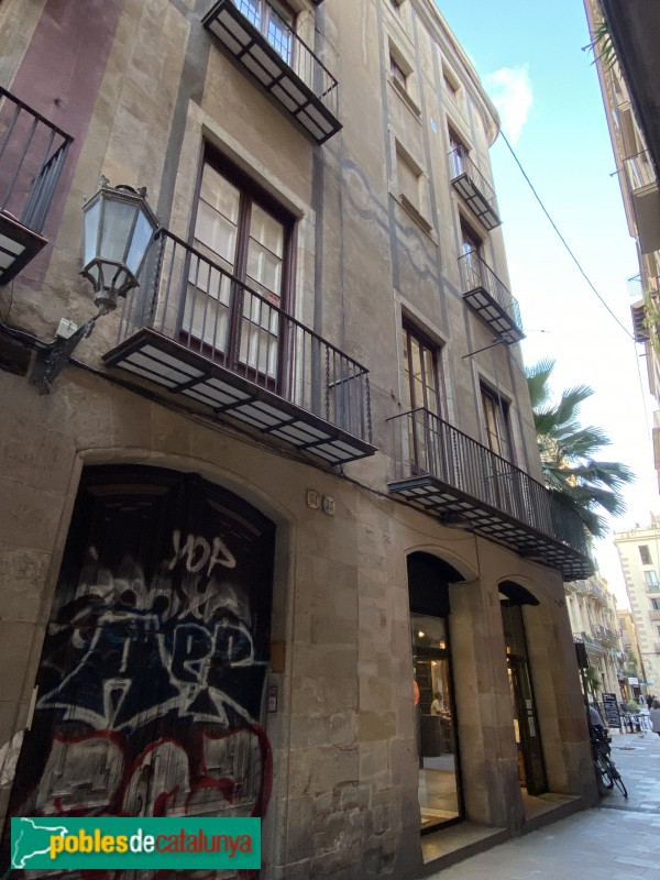 Barcelona - Placeta de Montcada, 1-3