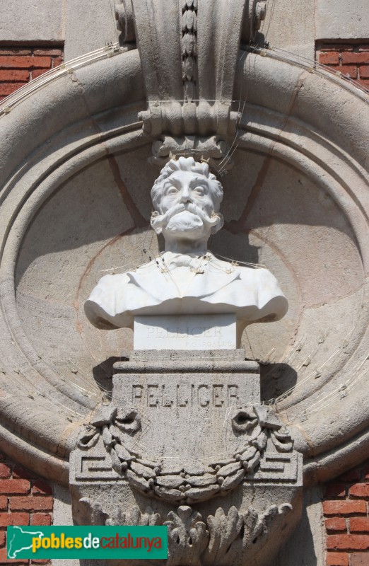 Barcelona - Parlament de Catalunya. Bust de Josep Lluís Pellicer (Pau Gargallo)