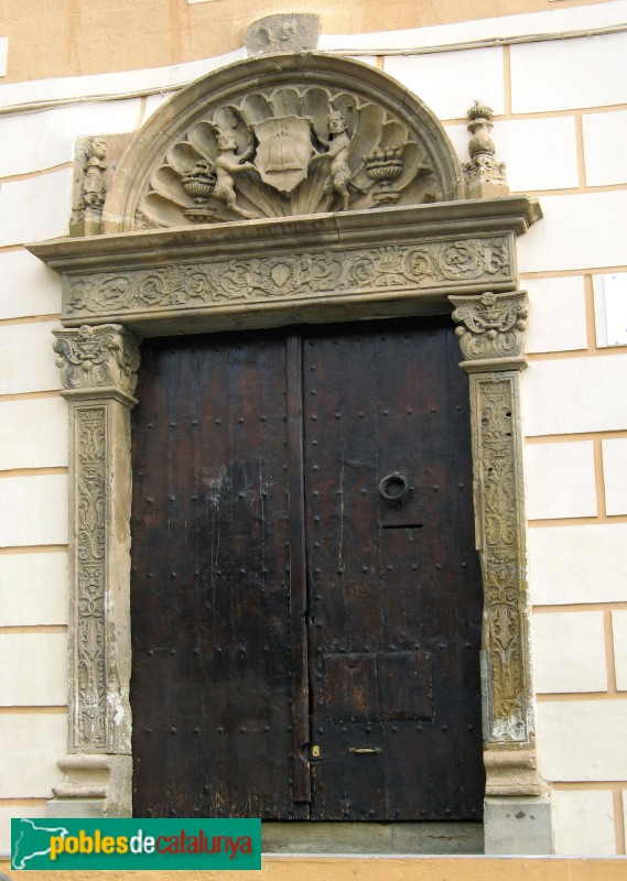 Badalona - Porta renaixentista de Torre Vella