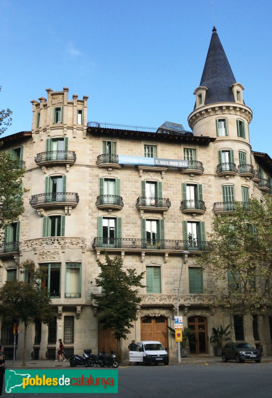 Barcelona - Casa Burés (Foto: <i>David Marín</i>, 2021) Barcelona - Casa Burés