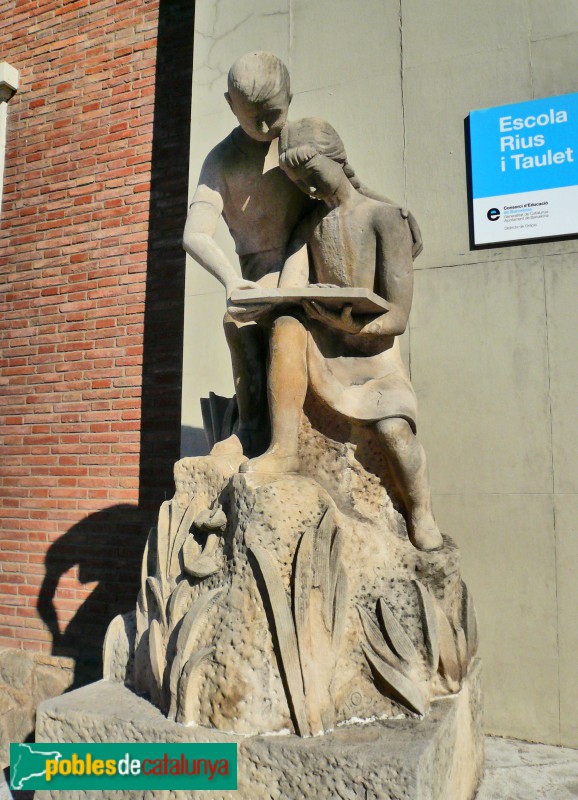 Barcelona - Escultura <i>L'Estudi</i>