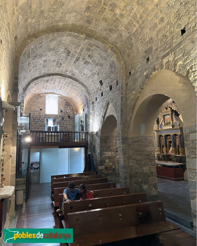 Durro - Església de la Nativitat de la Mare de Déu. Interior