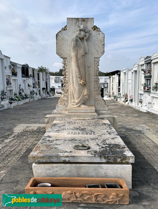 La Ràpita - Cementiri. Família Castellà Vila