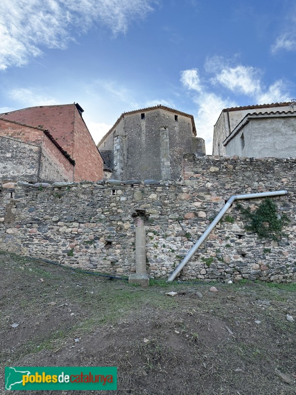 Sant Pere de Vilamajor - Muralla nord de la Força