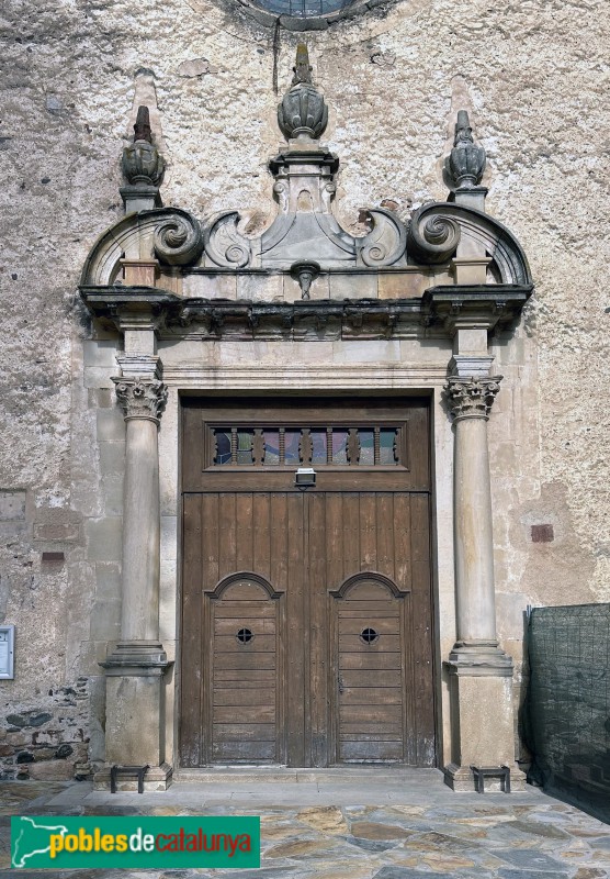 Sant Pere de Vilamajor - Església de Sant Pere. Portada principal