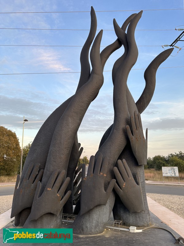 Santa Bàrbara - Escultura <i>De la Terra un Poble</i>