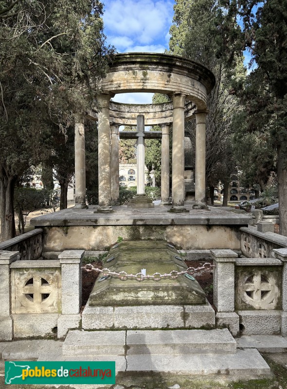 Vilafranca del Penedès - Cementiri. Panteó Manel Girona