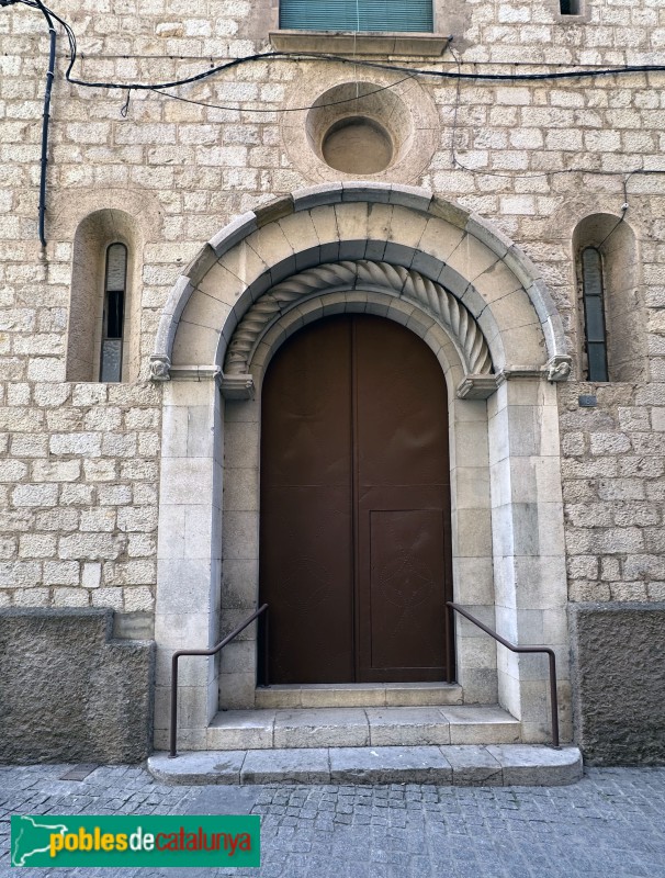 Girona - Església de Santa Susanna. Porta lateral